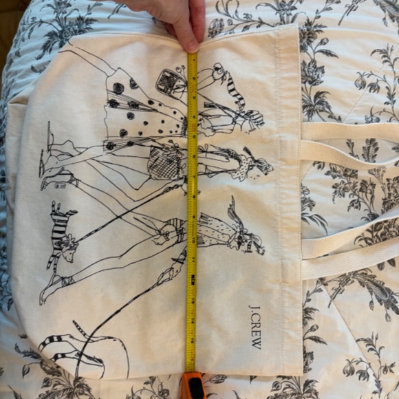 J.Crew Beige Tote Bag Three Parisian Women & Dogs - Picture 3 of 4